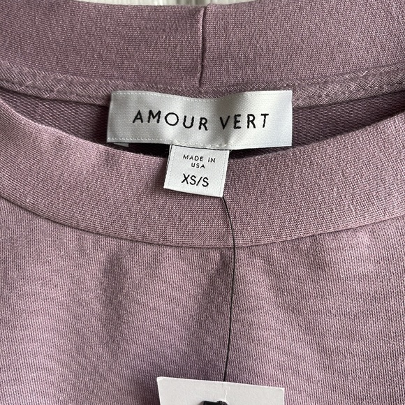 NWT Amour Vert French terry sweatshirt - Picture 3 of 5